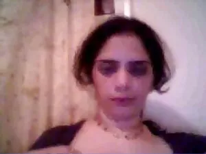 Elle Hunter frigs bu ...