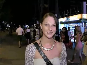 Mengisap video bokep ...