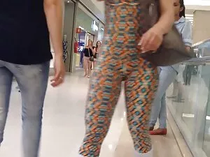Seks kasar di sofa d ...